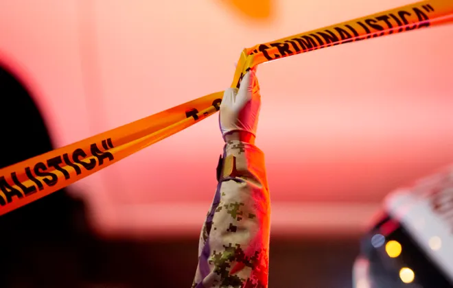 f90d052f-0917-44b4-bf76-4144199ebc70-Fire_Migrant0382